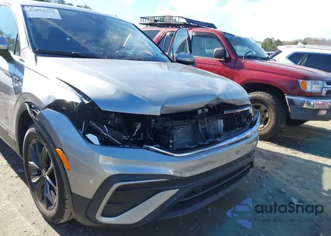 2024 Volkswagen Tiguan 2.0T Se/2.0T Wolfsburg Edition z USA, uszkodzony, nr VIN 3VVNB7AX6RM200221